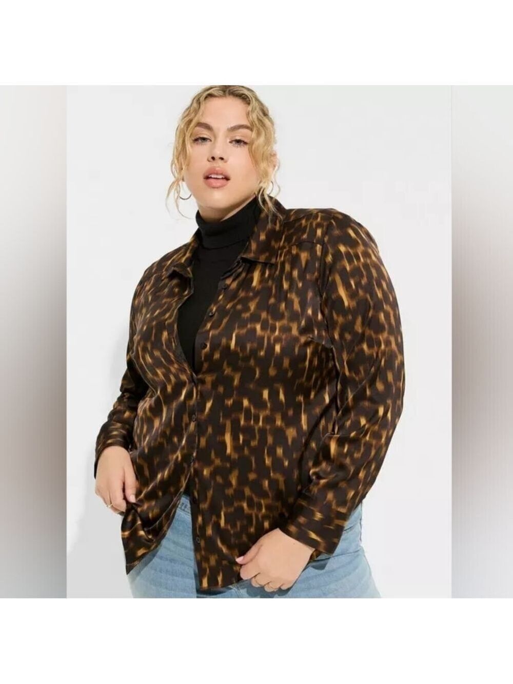 0X • Torrid • Madison Satin Button-Up Long Sleeve Shirt